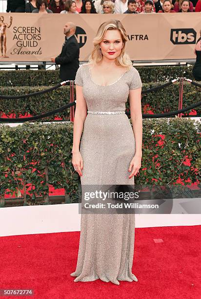 Actress Sunny Mabrey attends the 22nd Annual Screen Actors Guild Awards at The Shrine Auditorium on January 30, 2016 in Los Angeles, California.