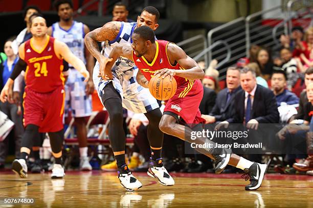 Sir'Dominic Pointer of the Canton Charge drives around the Iowa Energy in an NBA D-League game on January 30, 2016 at the Wells Fargo Arena in Des...