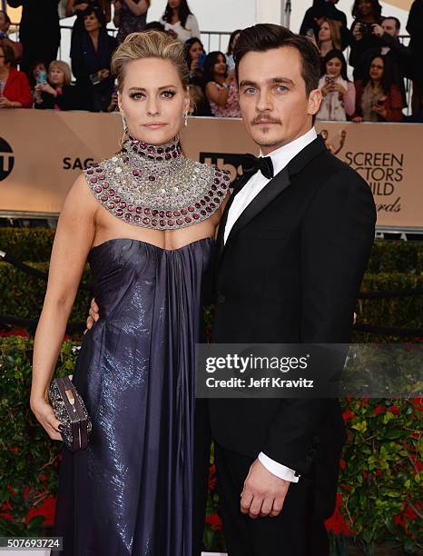 Aimee Mullins and actor Rupert Friend attend the 22nd Annual Screen Actors Guild Awards at The Shrine Auditorium on January 30, 2016 in Los Angeles,...