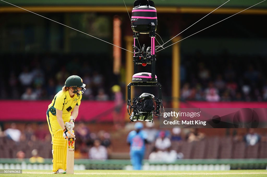 Australia v India - Women's T20: Game 3