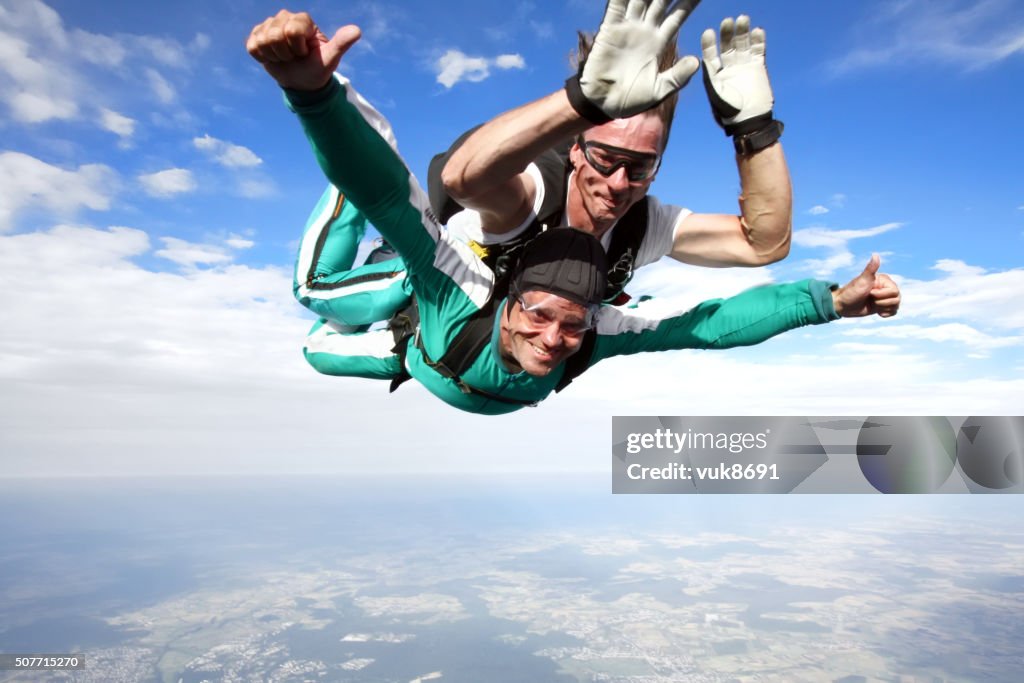 Tandem skydiving