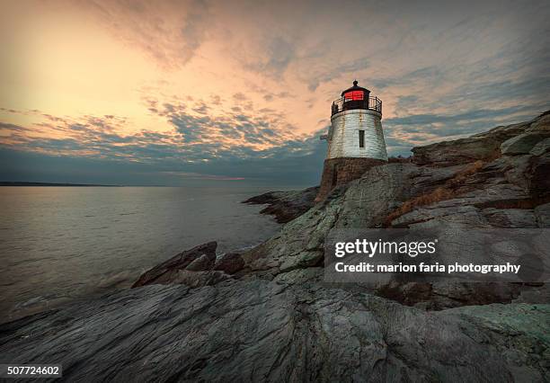 sunset at castle hill - newport rhode island lighthouse stock pictures, royalty-free photos & images