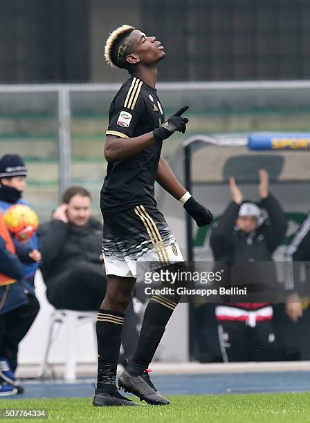 Paul Pogba of Juventus celebrates after scoring the goal 0-4 during Serie A match between AC Chievo Verona and Juventus FC at Stadio Marc'Antonio...