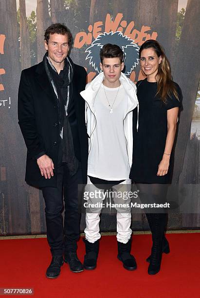 Jens Lehmann and his wife Conny Lehmann and son Mats Lehmann during 'Die Wilden Kerle-Die Legende Lebt' Premiere at Mathaeser Filmpalast on January...