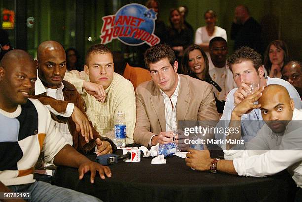 Giants Omar Smith, Amani Toomer, Quincy Monk, Ryan Hoag, The Bachelor Jesse Palmer, NY Giants Nick Greison and Delvin Joyce attend the "Viewing Party...