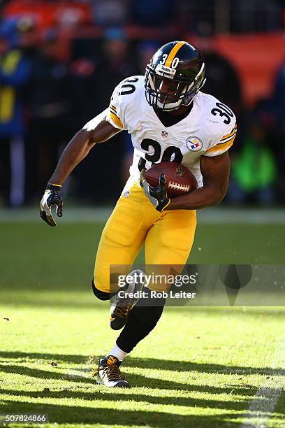 Jordan Todman of the Pittsburgh Steelers runs during the game against the Denver Broncos at Sports Authority Field At Mile High on January 17, 2016...