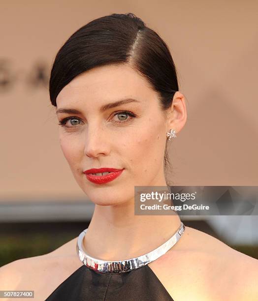Actress Jessica Pare arrives at the 22nd Annual Screen Actors Guild Awards at The Shrine Auditorium on January 30, 2016 in Los Angeles, California.