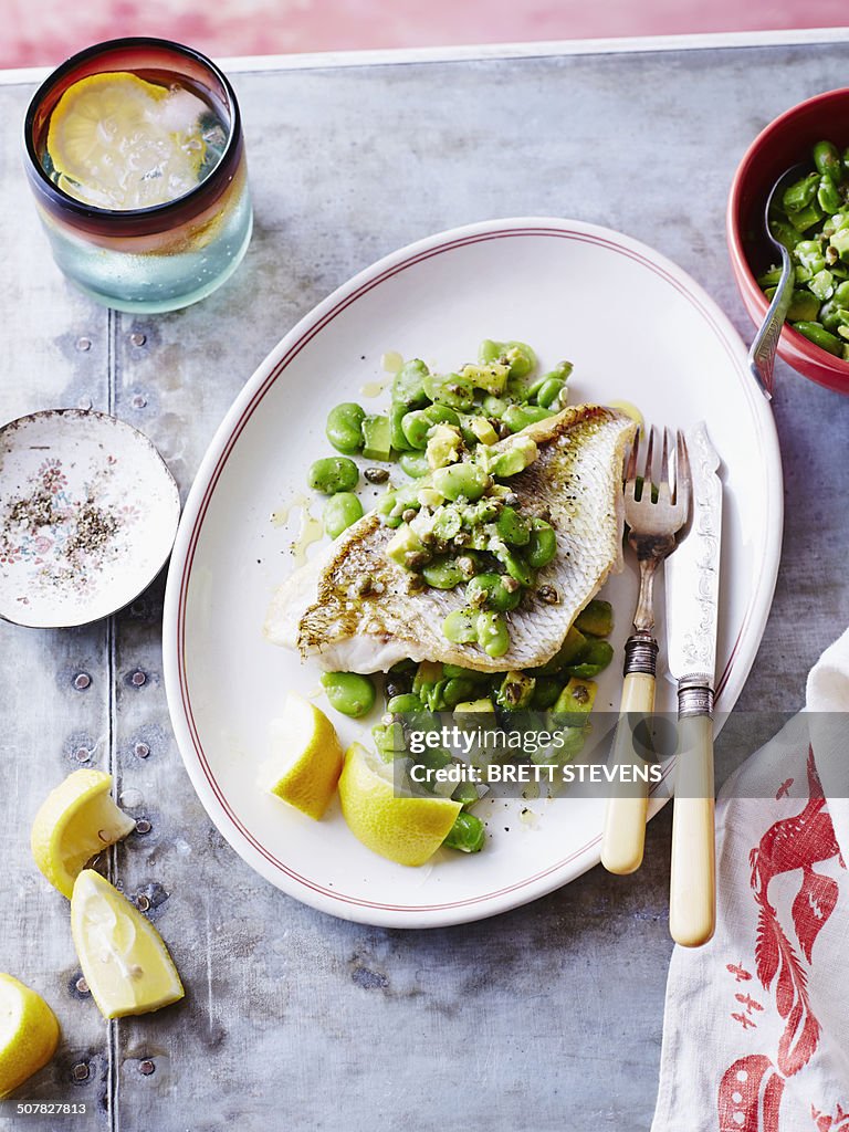 Steamed snapper fish with beans