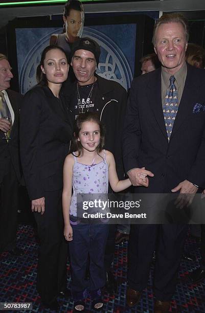 Billy Bob Thornton and Angelina Jolie with Jon Voight attend the premiere of Tomb Raider on July 03, 2001 at the Empire in Leicester Sq, London.