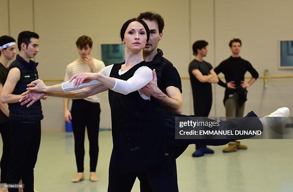 Thriller Communistisch speer Dutch National Ballet principal dancer Anna Tsygankova performs... News  Photo - Getty Images