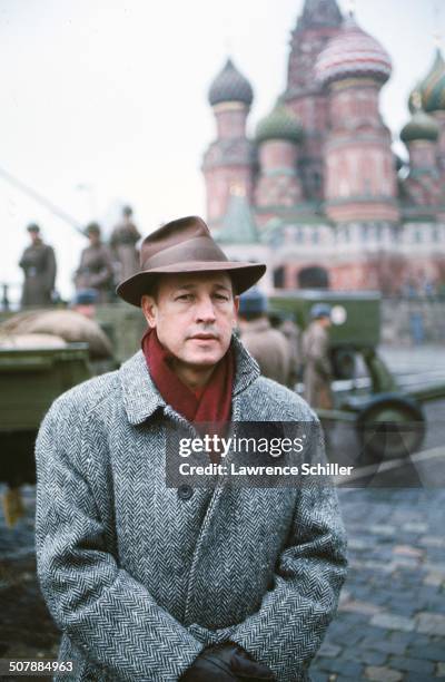 Portrait of American actor Frederic Forrest in Red Square during production of the made-for-television movie 'Margaret Bourke-White' , Moscow,...