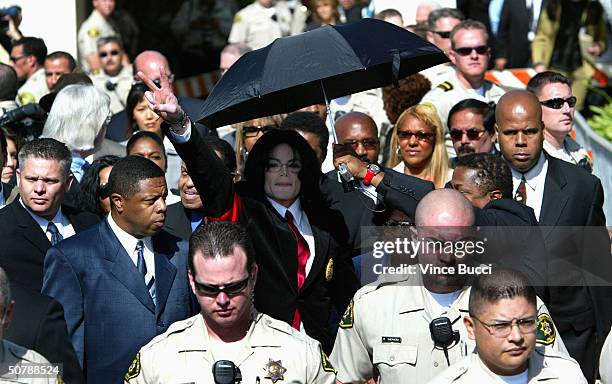 Singer Michael Jackson leaves the courthouse after his arraignment where he pleaded not guilty to a grand jury indictment of numerous child...