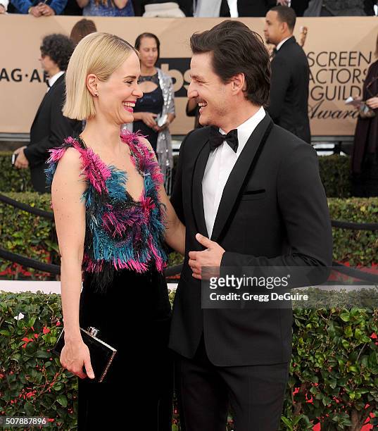 Actors Sarah Paulsona and Pedro Pascal arrive at the 22nd Annual Screen Actors Guild Awards at The Shrine Auditorium on January 30, 2016 in Los...