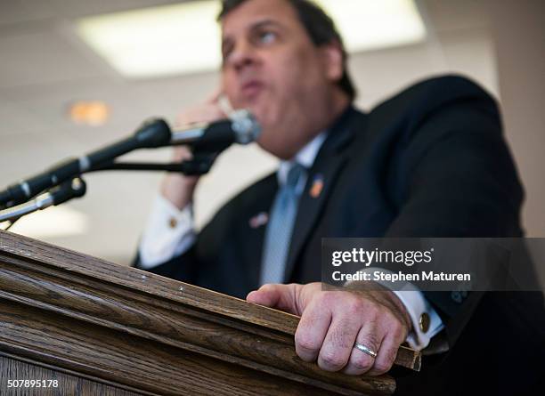 Republican presidential candidate, New Jersey Gov. Chris Christie speaks during a luncheon at the Bull Moose Club February 1, 2016 in downtown Des...