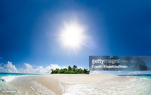fiji - desert island stock pictures, royalty-free photos & images