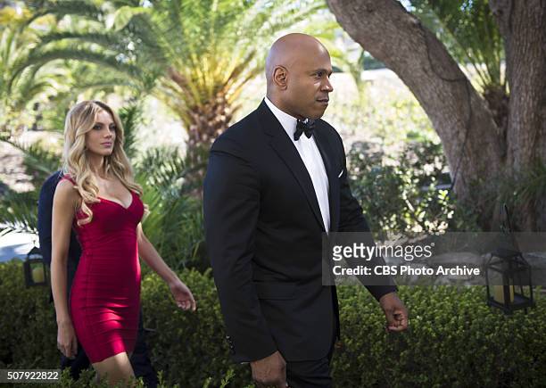 Matryoshka" -- Pictured: Bar Paly and LL COOL J . In order to locate Arkady in Russia, the NCIS team goes undercover with his daughter, Anna , at a...