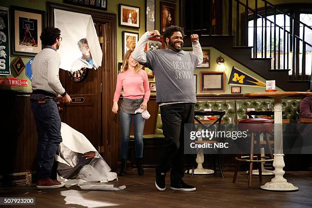 New Year's Resolution Walks Into A Bar" Episode 310A -- Pictured: Rick Glassman as Burski, Bridgit Mendler as Candace, Ron Funches as Shelly --