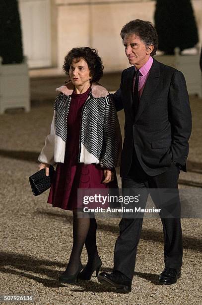 Jack Lang and his wife Monique Buczynski arrive at Elysee Palace as French President Francois Hollande receives the Cuban President Raul Castro for a...