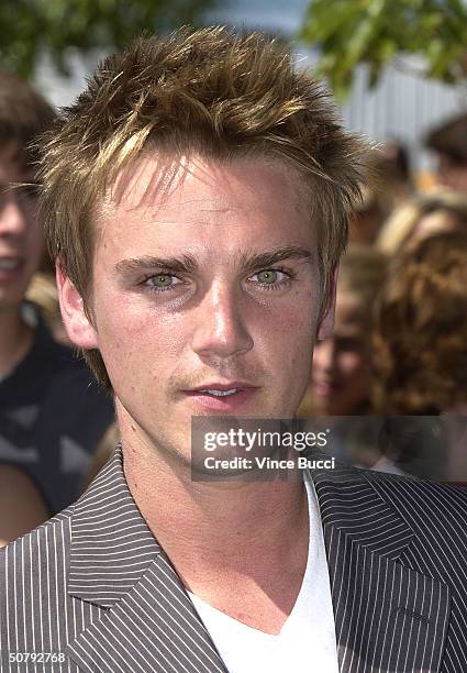 Actor Riley E. Smith 296 New York Minute World Premiere Green Carpet Stock Photos, High-Res ...