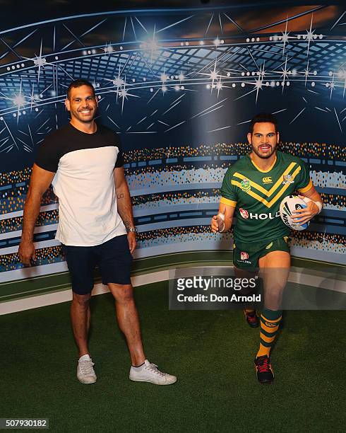Greg Inglis poses with his wax model at Madame Tussauds on February 2, 2016 in Sydney, Australia.