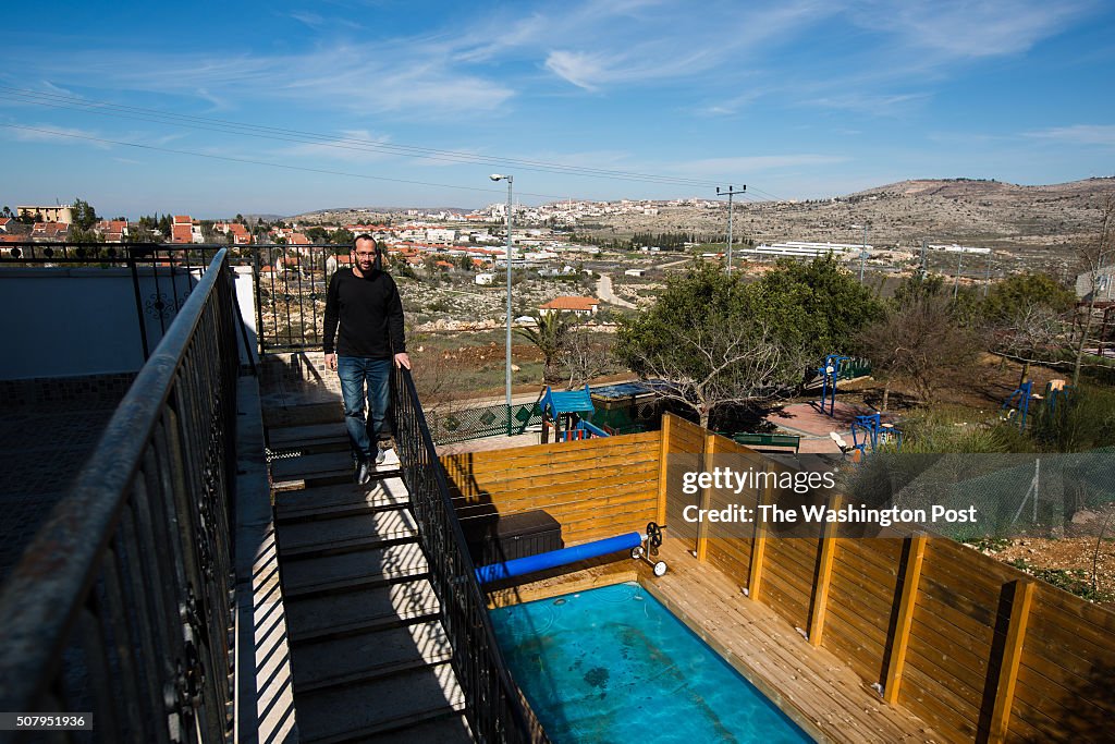 West Bank Israeli Jewish Settlements Airbnb Controversy