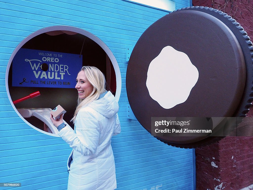 A Portal Into The OREO Wonder Vault Reveals Limited Edition Filled Cupcake Flavored OREO Cookies In NYC