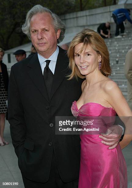 Vanity Fair Editor-in-Chief Graydon Carter with girlfriend Anna Scott attends the Vanity Fair party at the 2004 Tribeca Film Festival at The State...