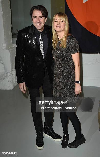 Jonathan Ross and Sara Cox arrive for Centrepoint's annual Ultimate Pub Quiz on February 2, 2016 in London, England.