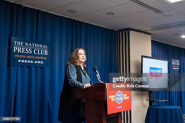 Actress Kathleen Turner speaks during the "Working To Get Big Money Out Of Politics Forum" press conference at The National Press Club on February 2,...