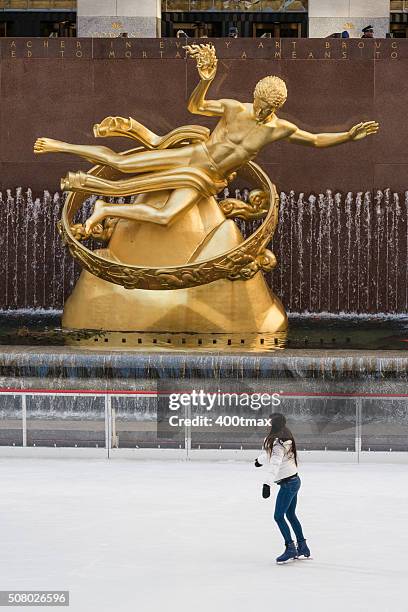 the rockefeller rink - rockefeller center ice skating stock pictures, royalty-free photos & images