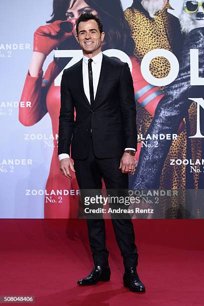 Actor Justin Theroux attends the Berlin fan screening of the Paramount Pictures film 'Zoolander No. 2' at CineStar on February 2, 2016 in Berlin,...