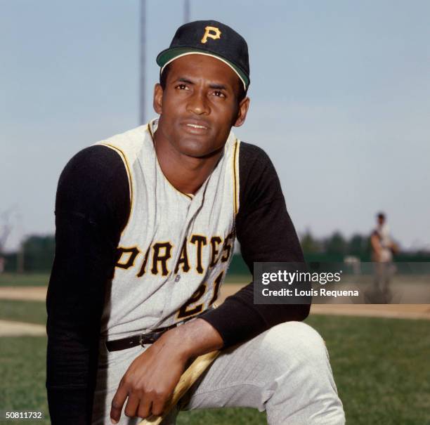 Roberto Clemente of the Pittsburgh Pirates poses for a photo circa 1968.