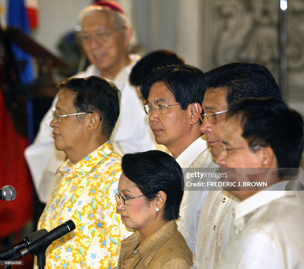 Five Philippines presidential candidates