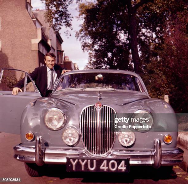 Jimmy Rave Cars Rip 836 Jimmy Greaves Photos & High Res Pictures - Getty Images