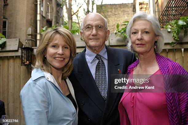 Donna Rabinowitz Andrew Rabinowitz Photos and Premium High Res Pictures - Getty Images