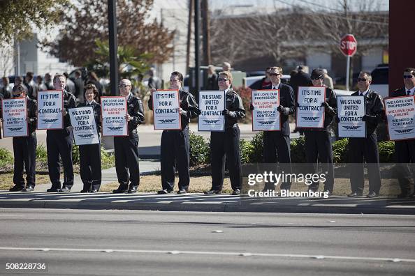 Southwest Airlines Co. Pilots First Ever Picket Over Lengthy Negotiations