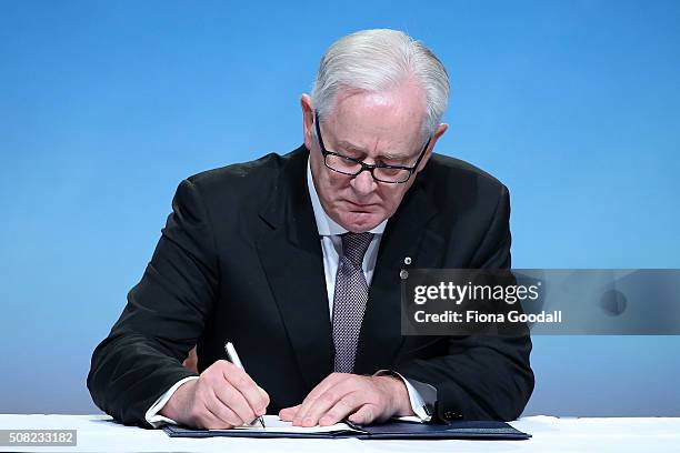 Andrew Robb 179 Investment Andrew Robb Photos & High Res Pictures - Getty Images