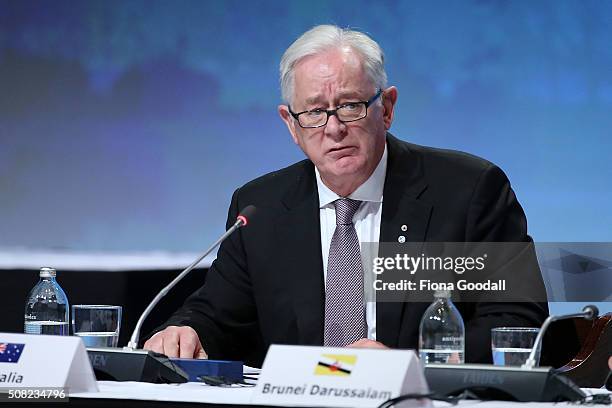 Andrew Robb 5,589 Trans Australia Stock Photos, High-Res Pictures, and Images ...