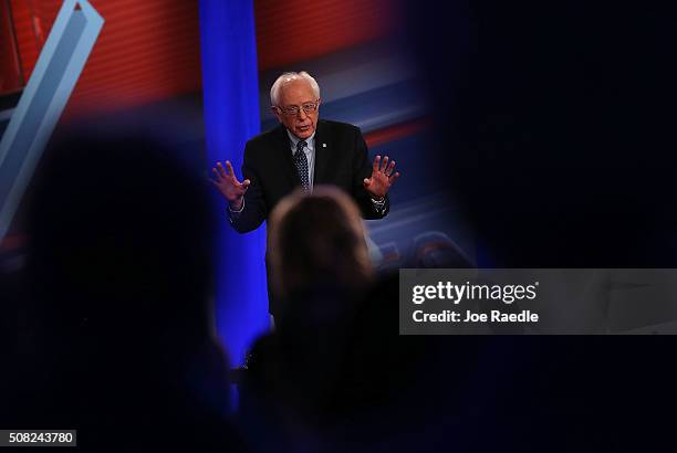 Democratic Presidential candidates Sen. Bernie Sanders speaks during a CNN and the New Hampshire Democratic Party hosted Democratic Presidential Town...