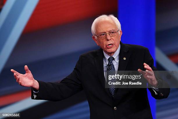 Democratic Presidential candidates Sen. Bernie Sanders speaks during a CNN and the New Hampshire Democratic Party hosted Democratic Presidential Town...