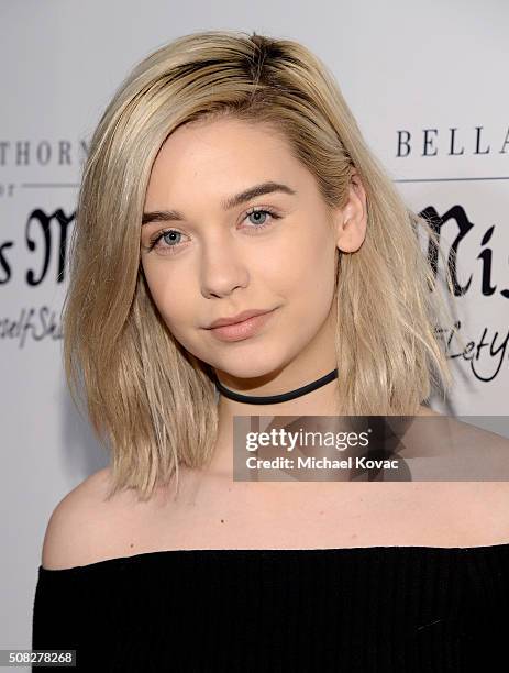 29 Vlogger Amanda Steele Photos and Premium High Res Pictures - Getty Images 29 Vlogger Amanda Steele Photos and Premium High Res Pictures - Getty Images