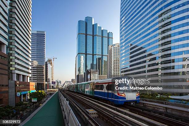 bts sky train in the city of bangkok, thailand - bts skytrain stock pictures, royalty-free photos & images