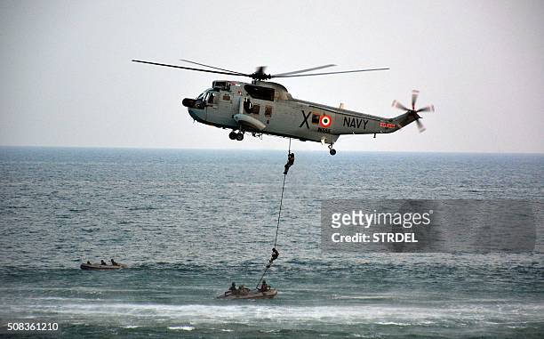 425 Indian Navy Helicopter Photos and Premium High Res Pictures - Getty  Images