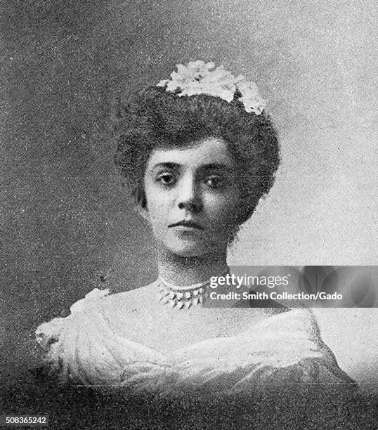 Portrait of Alice Roosevelt Longworth, Theodore Roosevelt's eldest daugther, 1900. .