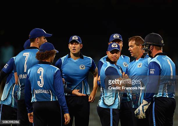 Heath Streak of Leo Lions celebrates with team-mates after after claiming the wicket of Mohammad Yousef during the Oxigen Masters Champions League...