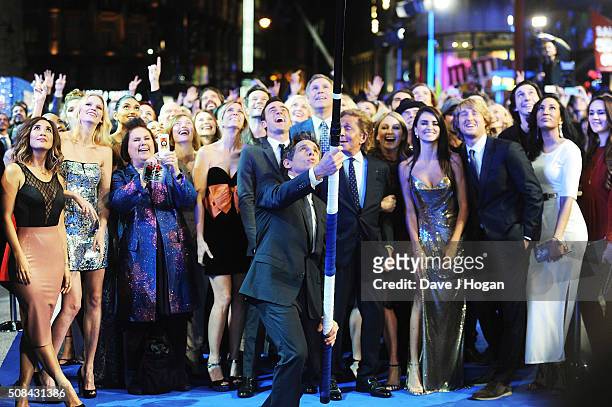 Ben Stiller , cast members and guests pose for a record breaking selfie during a Fashionable Screening of the Paramount Pictures film "Zoolander No....