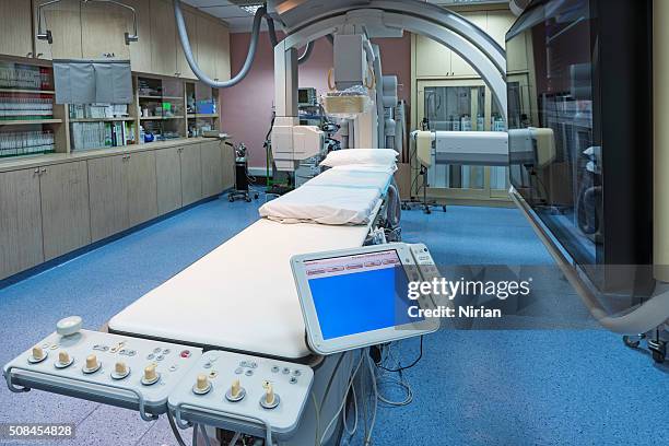 Angio Rom 1,002 Angiogram Stock Photos, High-Res Pictures, and Images - Getty Images