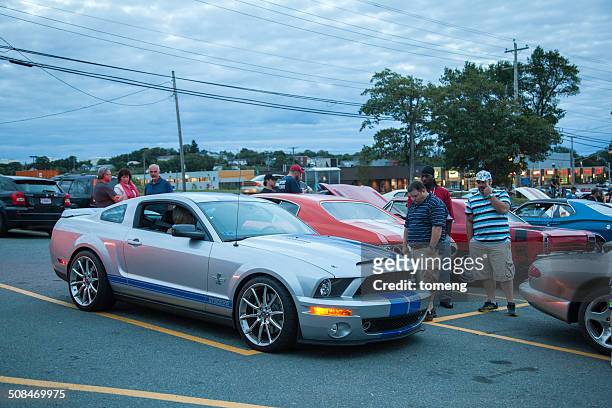 ford shelby gt500kr - ford mustang shelby gt500 stock pictures, royalty-free photos & images