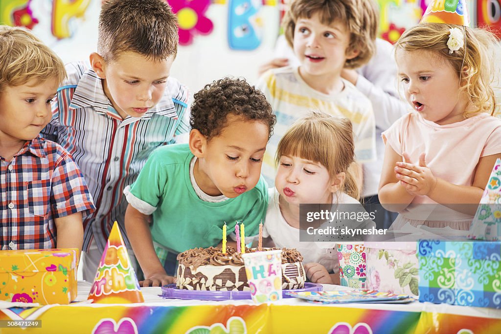 Kinder Blasen Geburtstag Kerzen.