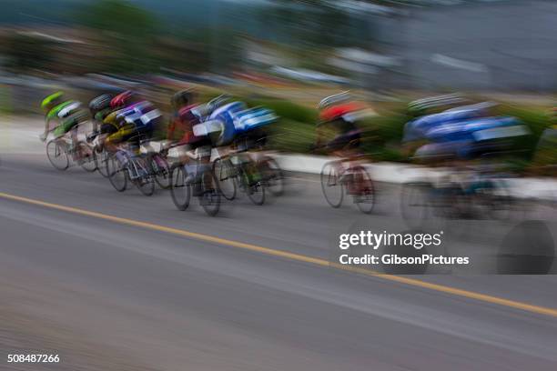 criterium carretera en bicicleta carrera - contrarreloj fotografías e imágenes de stock